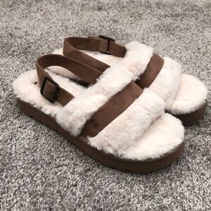 Koolaburra UGG Fuzz’d Out Sandal Women’s Size 9